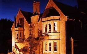 Burcombe Manor